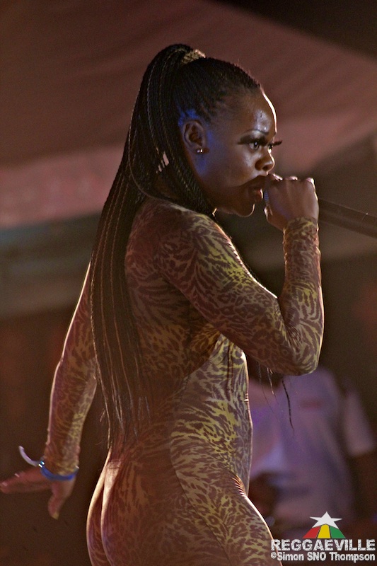 Stacious @ Sting 2012