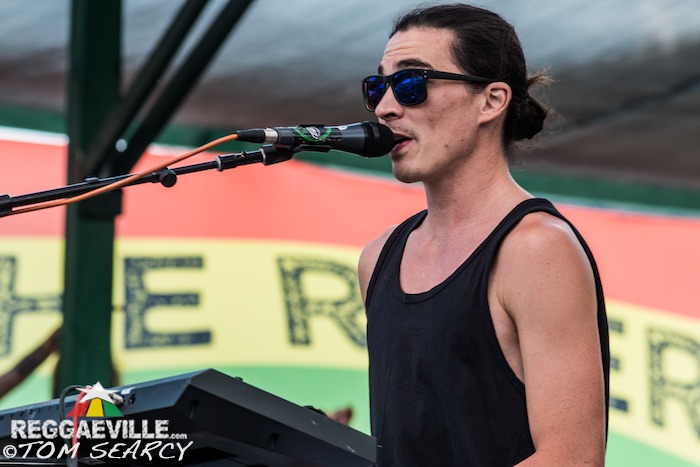 Stick Figure @ Reggae On The River 2015
