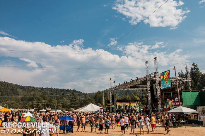 Stick Figure @ Reggae On The River 2015