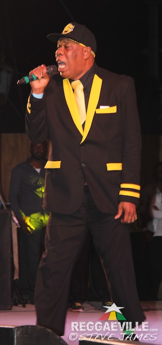 Starface, Stylysh, Burro Banton & Professor Nuts & Various Artists @ Sting 2015