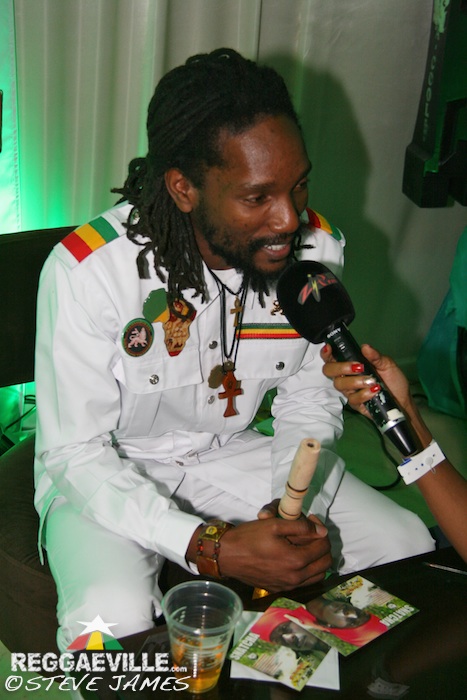 Impressions & Vibes @ Sting 2014