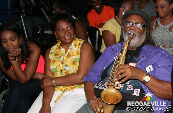 Tarrus Riley, Alaine & Dexta Daps @ OnStage TV