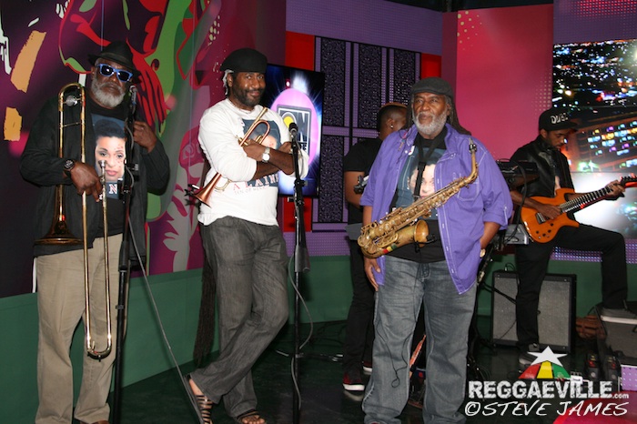 Tarrus Riley, Alaine & Dexta Daps @ OnStage TV