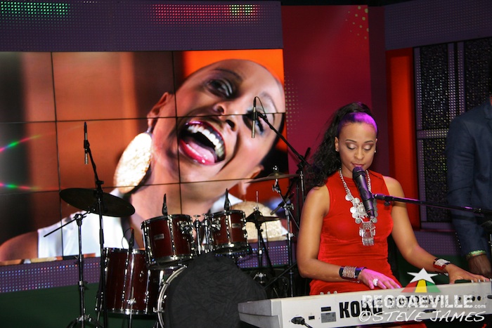 Tarrus Riley, Alaine & Dexta Daps @ OnStage TV