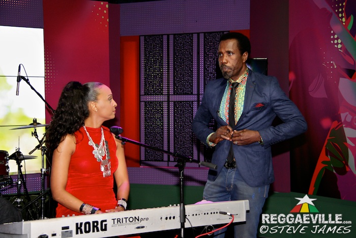 Tarrus Riley, Alaine & Dexta Daps @ OnStage TV