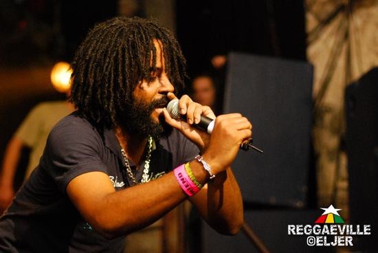 Teacha Dee @ 10th Anniversary Riddim Magazine