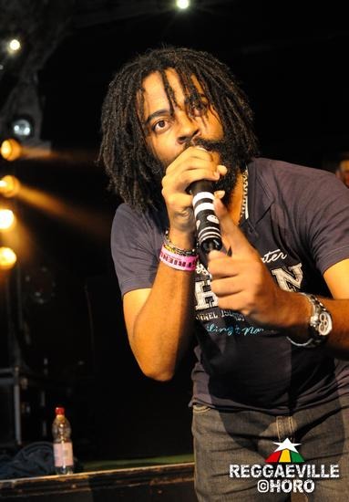 Teacha Dee @ 10th Anniversary Riddim Magazine