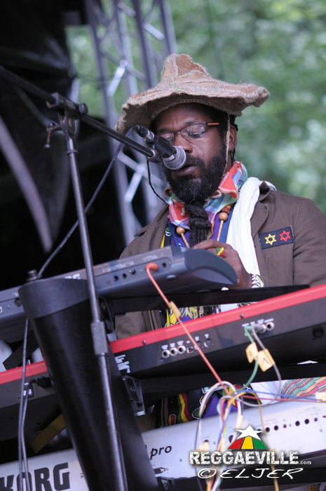 Uprising Roots @ Reggae Jam 2015