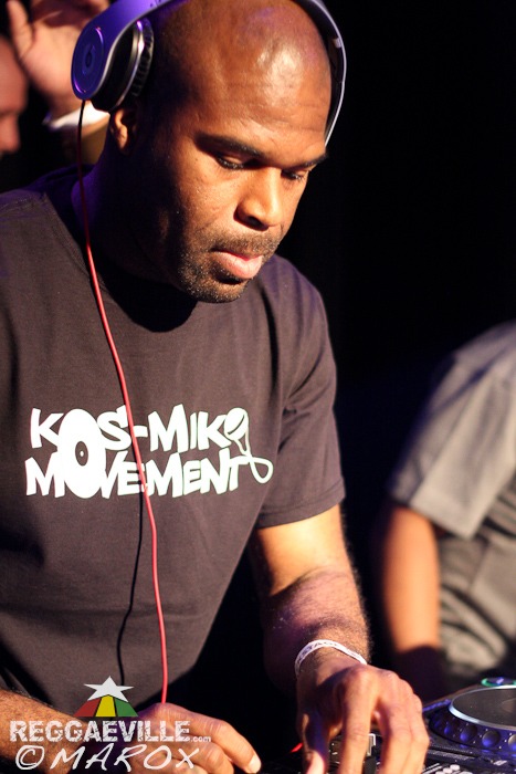 Kosmik Movement @ War Ina East 2013