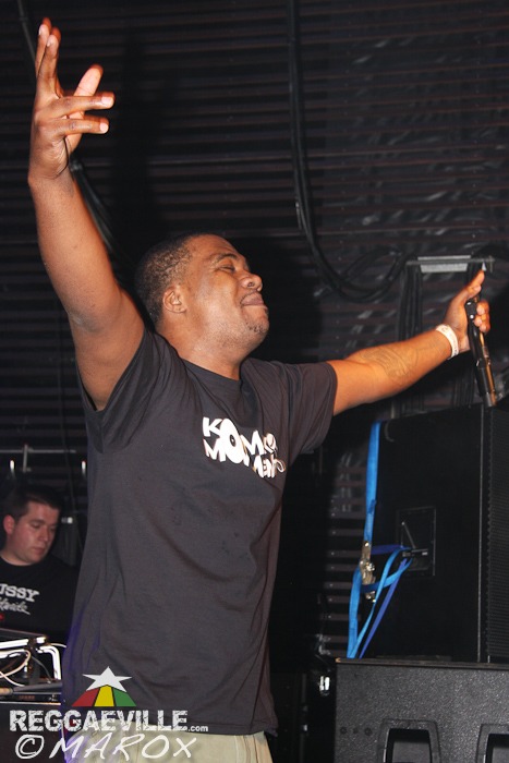 Kosmik Movement @ War Ina East 2013