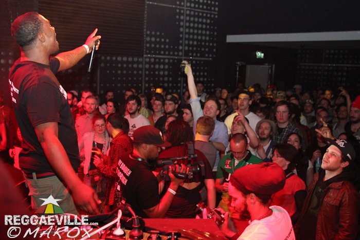 Kosmik Movement @ War Ina East 2013