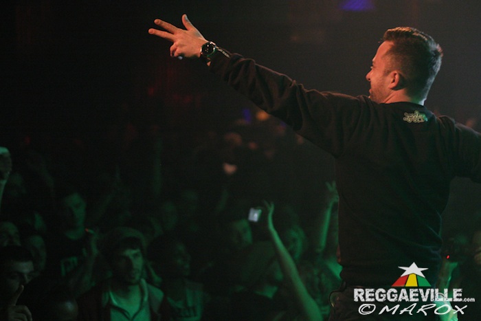 Jugglerz vs. Black Chiney @ War Ina East 2015