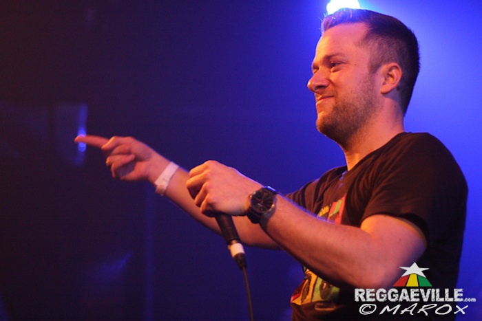 Jugglerz vs. Black Chiney @ War Ina East 2015