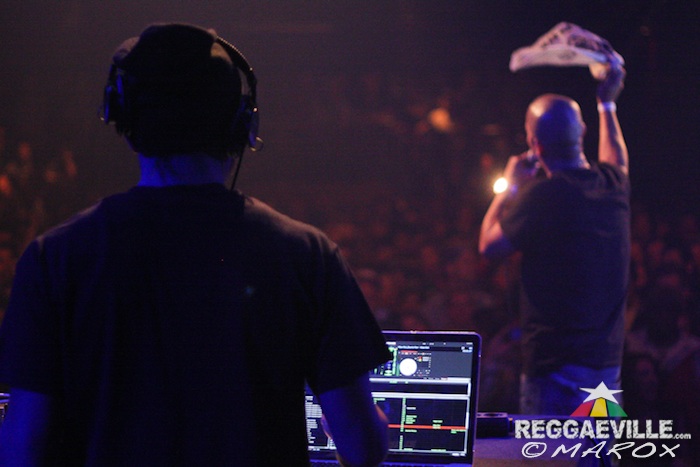 Jugglerz vs. Black Chiney @ War Ina East 2015