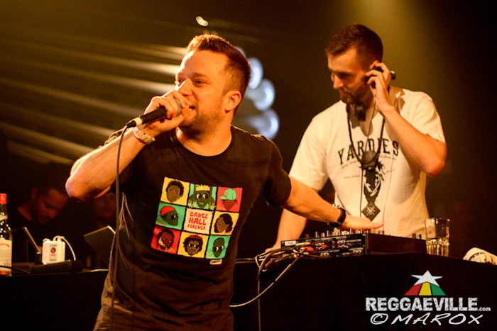 Jugglerz vs. Black Chiney @ War Ina East 2015