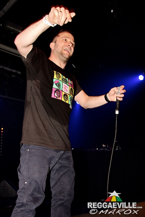 Jugglerz vs. Black Chiney @ War Ina East 2015