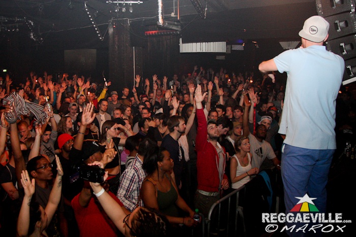 Jugglerz vs. Black Chiney @ War Ina East 2015