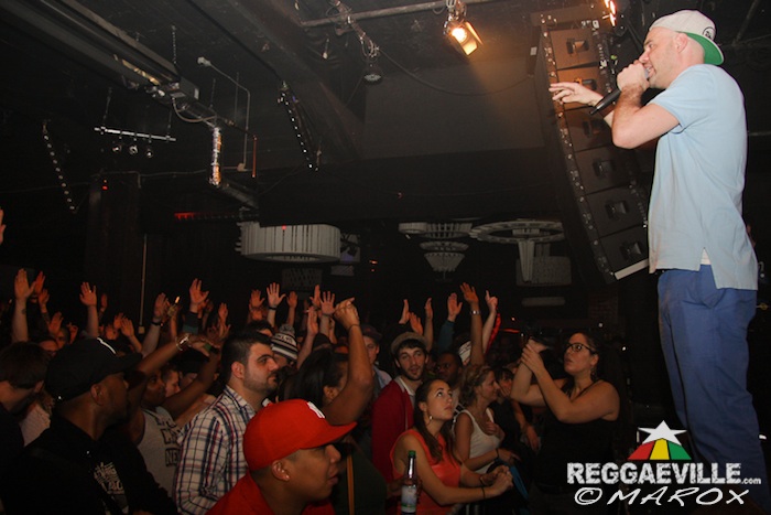 Jugglerz vs. Black Chiney @ War Ina East 2015