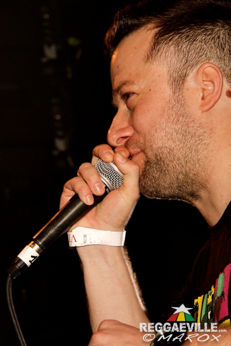 Jugglerz vs. Black Chiney @ War Ina East 2015