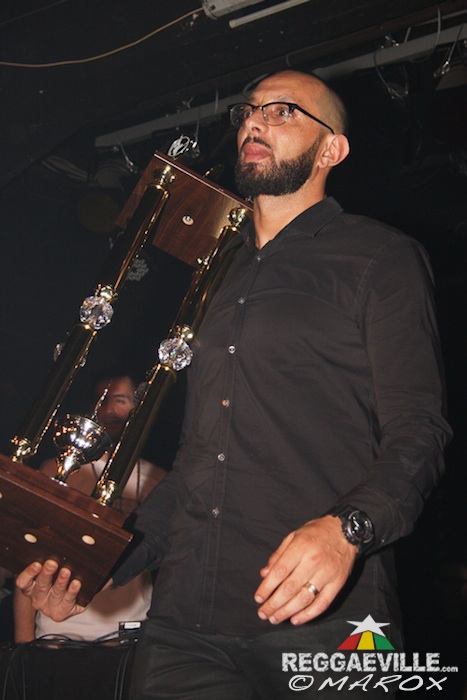 Jugglerz vs. Black Chiney @ War Ina East 2015