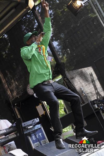 Captain Barkey & Wickerman @ Reggae Jam 2012
