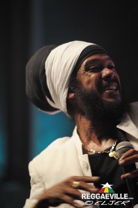 Yaniss Odua & Artikal Band @ Rototom Sunsplash 2014