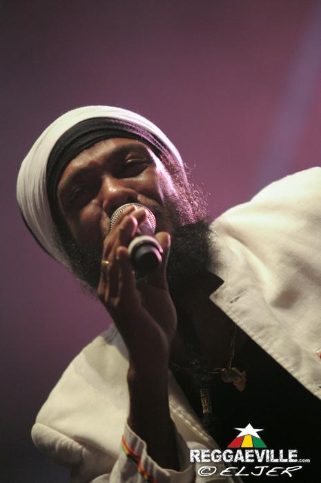 Yaniss Odua & Artikal Band @ Rototom Sunsplash 2014