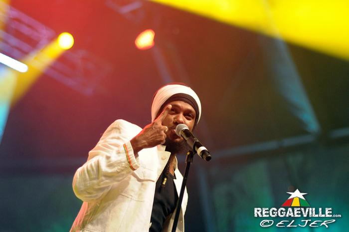 Yaniss Odua & Artikal Band @ Rototom Sunsplash 2014
