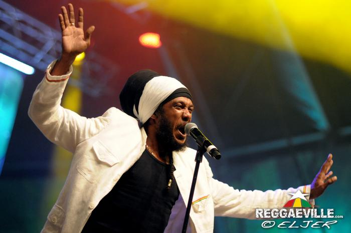 Yaniss Odua & Artikal Band @ Rototom Sunsplash 2014