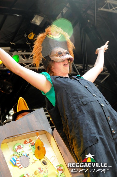 Yellow Umbrella & Reggaehase Boooo @ Reggae Jam 2013