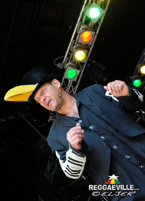 Yellow Umbrella & Reggaehase Boooo @ Reggae Jam 2013