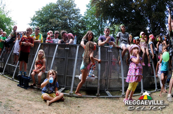Yellow Umbrella & Reggaehase Boooo @ Reggae Jam 2013