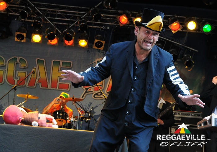 Yellow Umbrella & Reggaehase Boooo @ Reggae Jam 2013