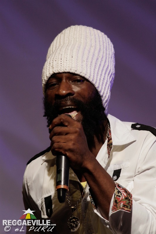 Zebi @ Celebrate The Life Of A Legend 2013