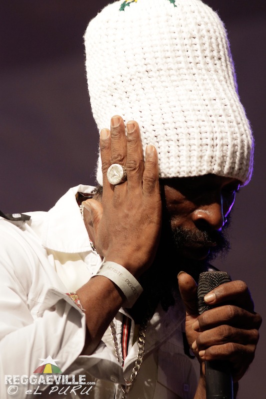 Zebi @ Celebrate The Life Of A Legend 2013