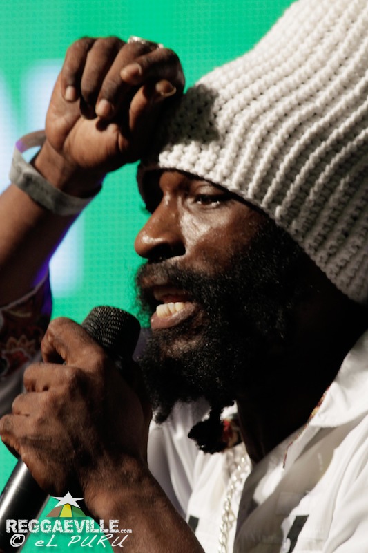 Zebi @ Celebrate The Life Of A Legend 2013