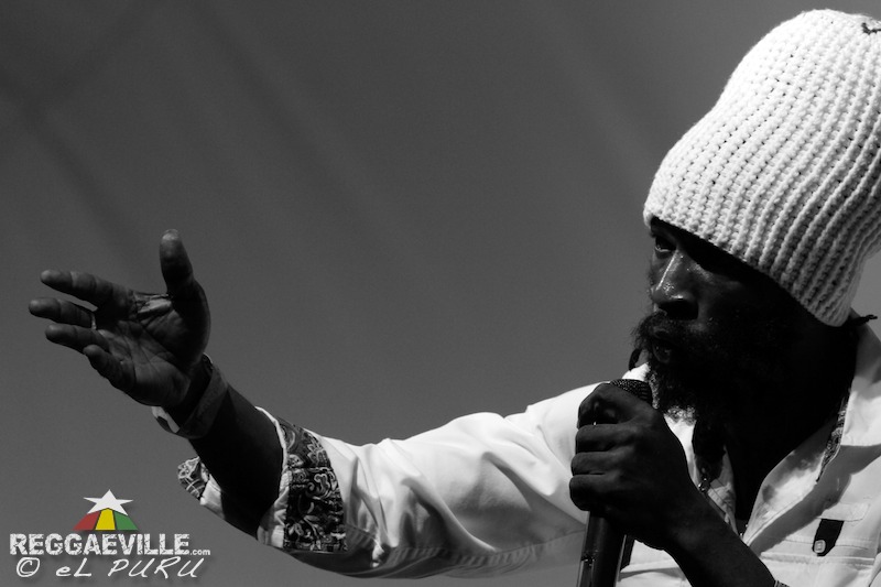 Zebi @ Celebrate The Life Of A Legend 2013