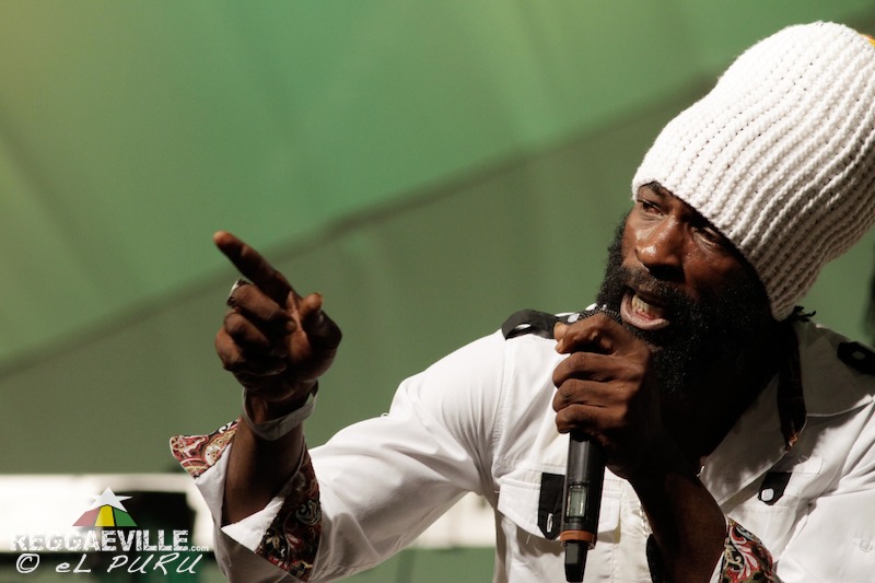 Zebi @ Celebrate The Life Of A Legend 2013