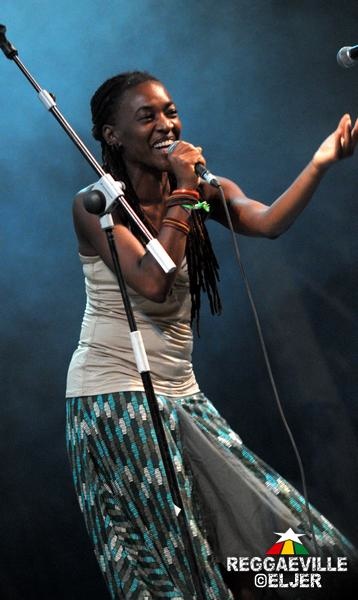 Zion Train - Live At Glastonbury 1994 Zion Train - Live At Glastonbury 1994