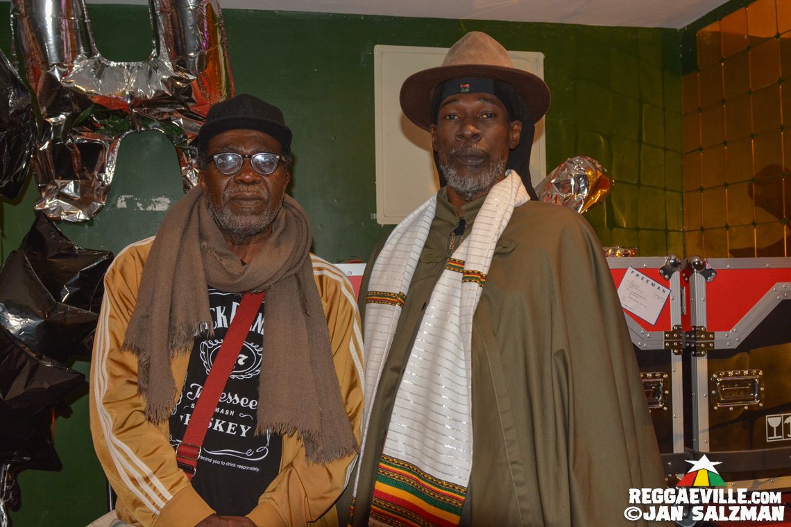 Akae Beka & Spiritual