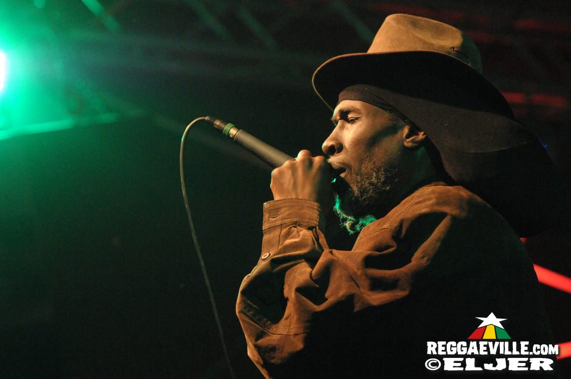 Akae Beka in Dortmund, Germany @ Junkyard