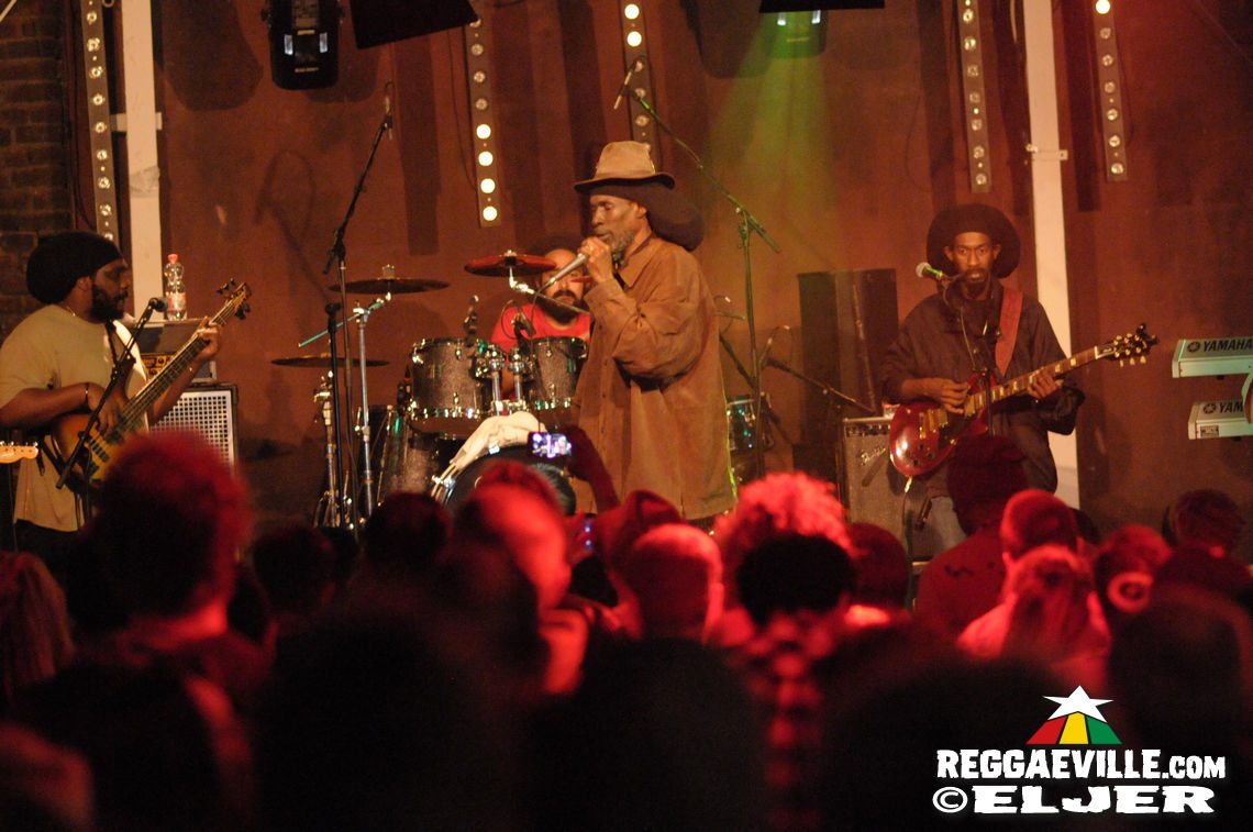 Akae Beka in Dortmund, Germany @ Junkyard