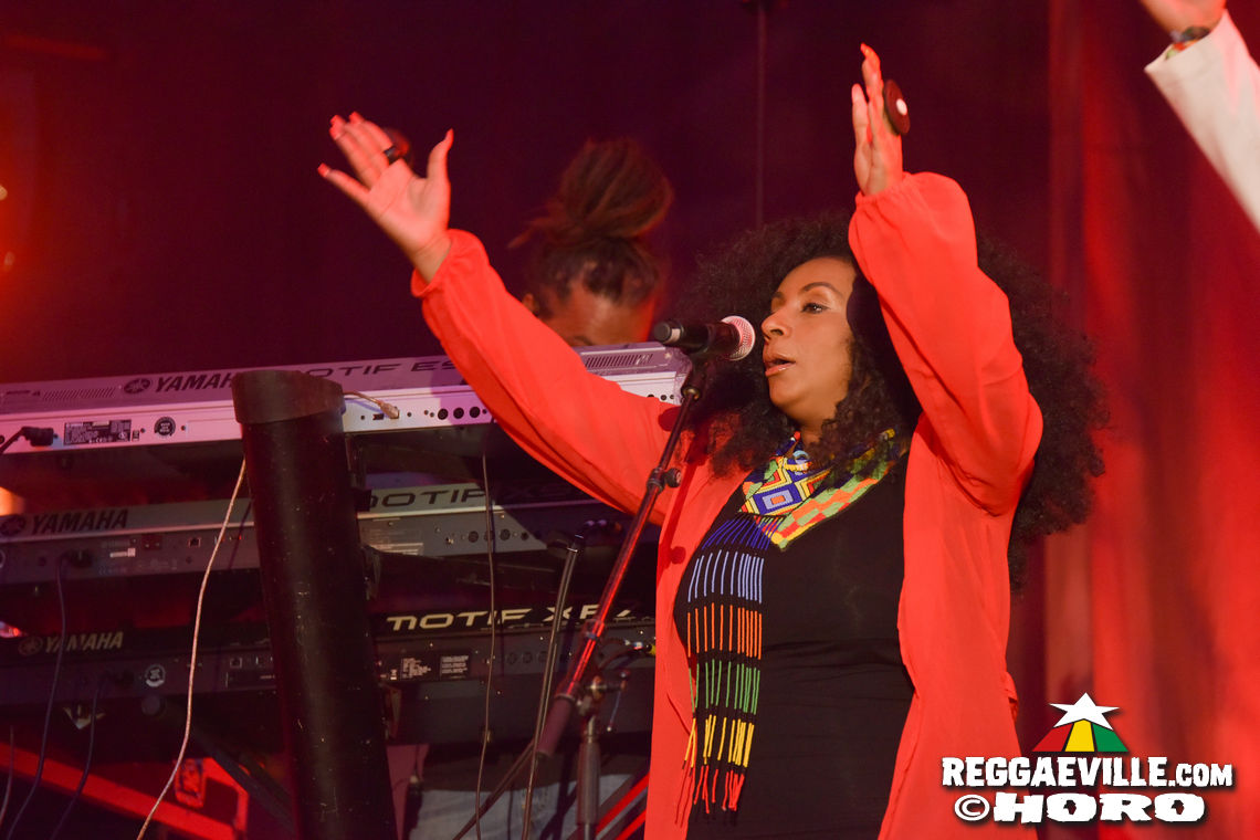 Alpha Blondy & The Solar System, Warrior Sound