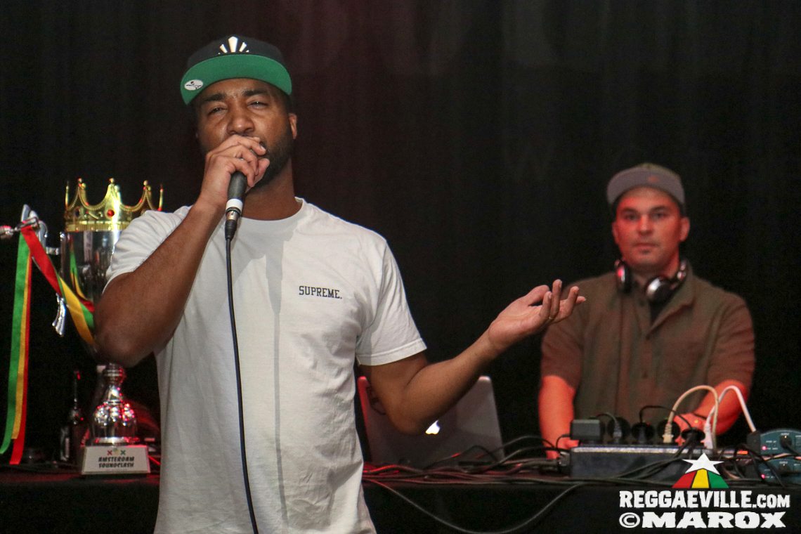 Deebuzz vs. Ruffpack