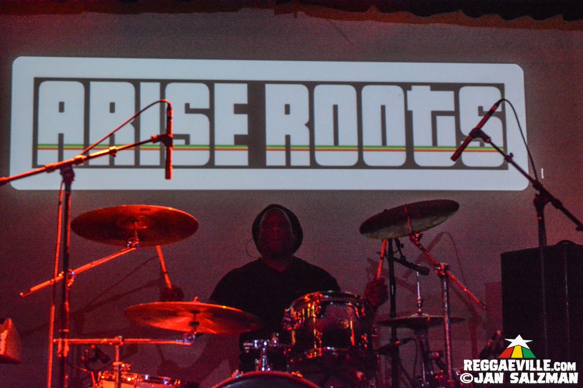 Arise Roots & The Expanders