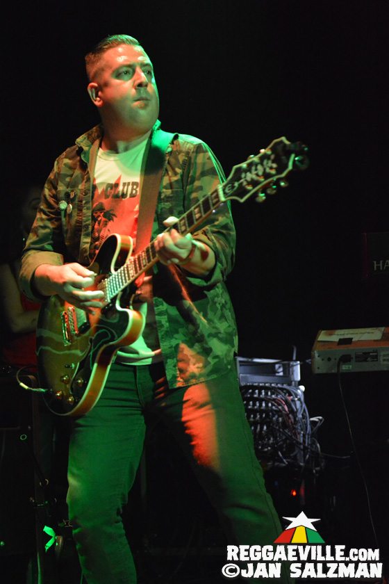 Arise Roots & The Expanders