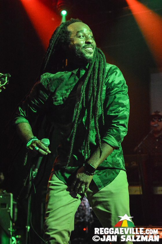 Arise Roots & The Expanders