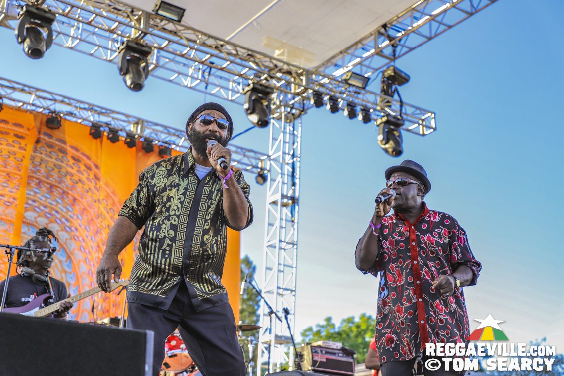 Beres Hammond, Cocoa Tea & Mighty Diamonds