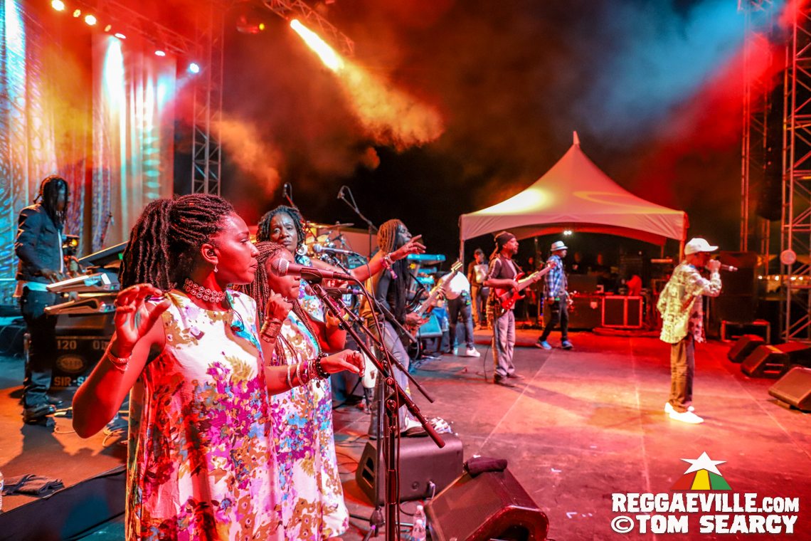 Beres Hammond, Cocoa Tea & Mighty Diamonds