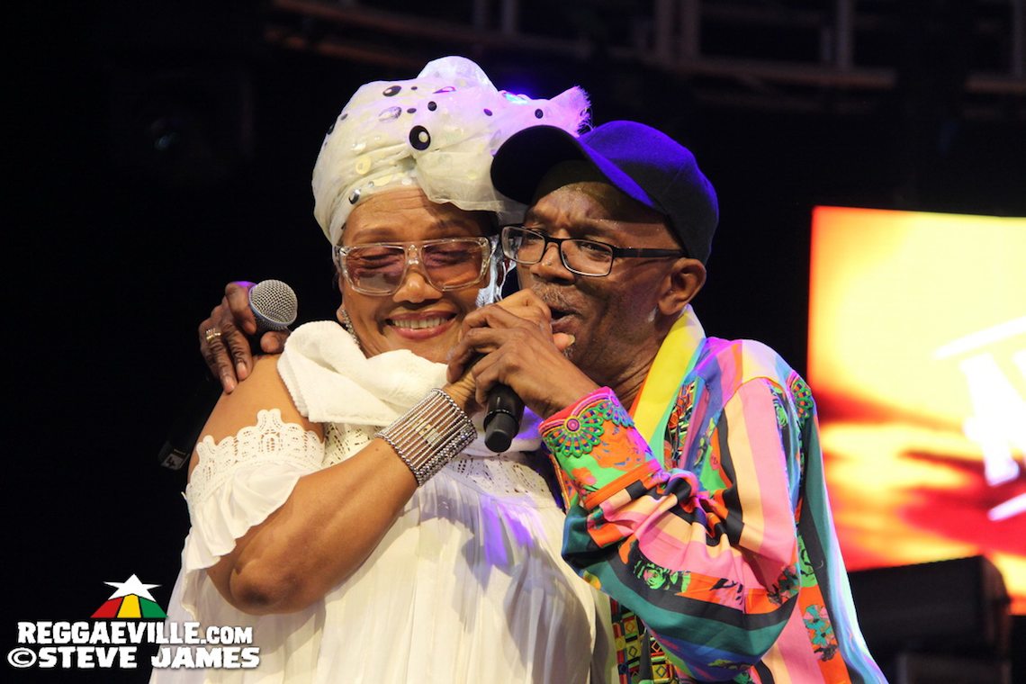Beres Hammond feat. Marcia Griffiths & Busy Signal